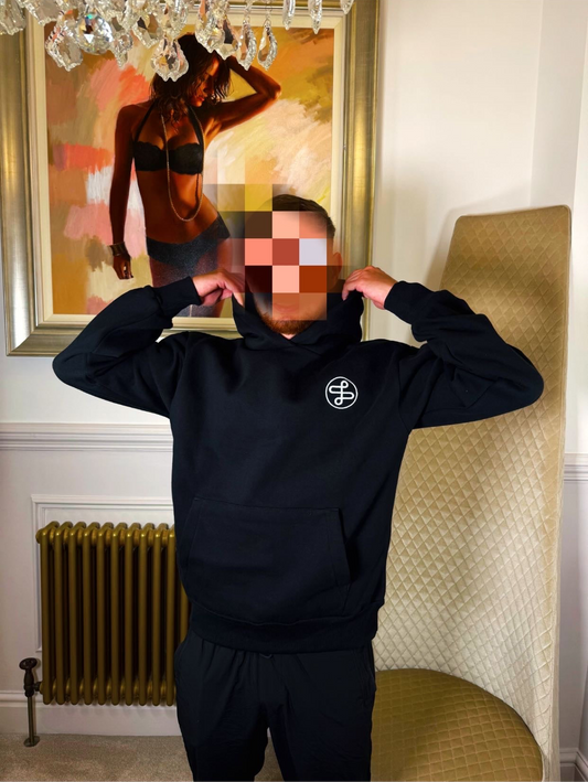 Essential Hoodie Black